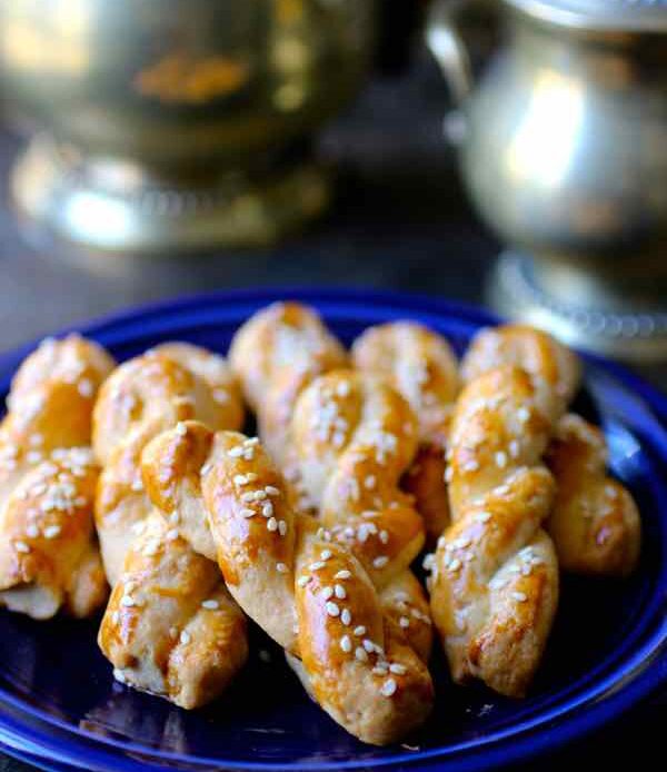 Kaak Malih( Traditional Libyan Cookies)