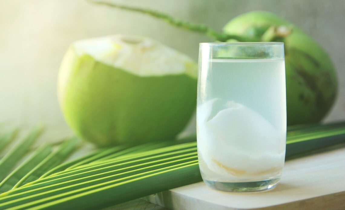 5 amazing health benefits of coconut water